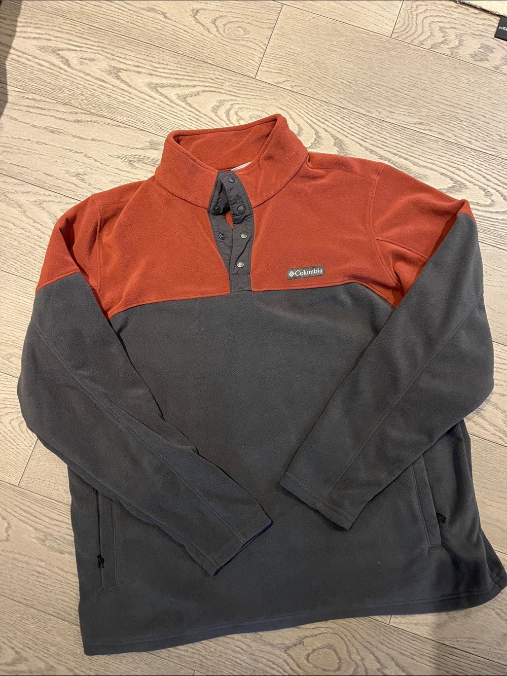 BNWOT- Columbia Rust & Charcoal Snap-Front Fleece Pullover